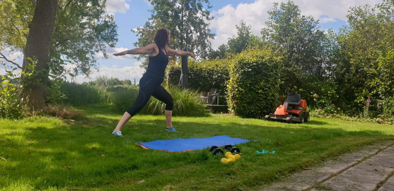 Buitentraining langs het water