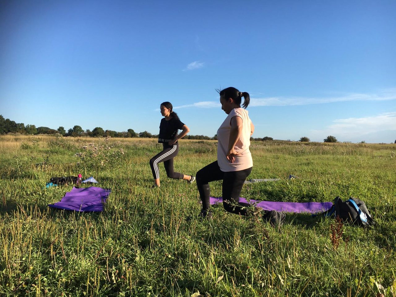 Lunges tijdens een buitentraining